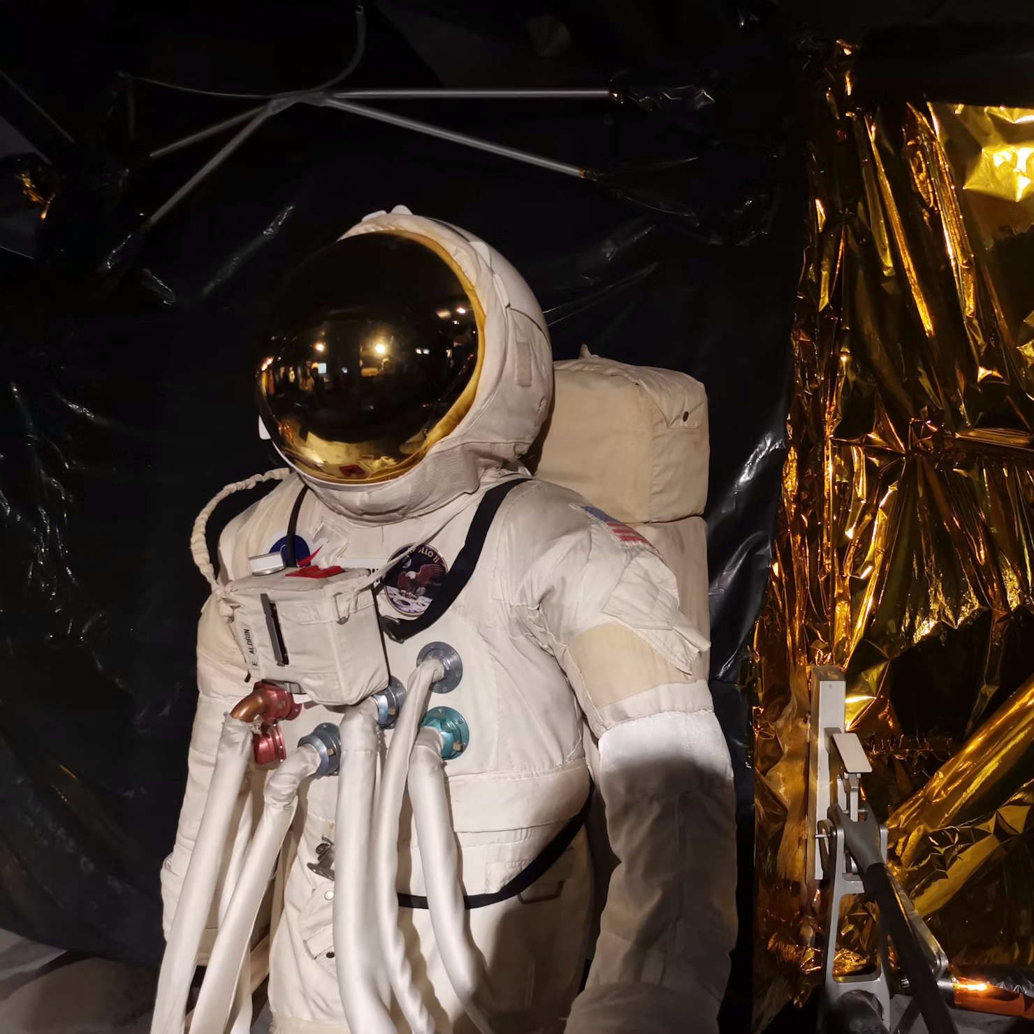 宇宙服展示のイメージ